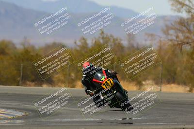 media/Apr-17-2022-CVMA (Sun) [[f474cfa795]]/Race 14 500 Supersport-350 Supersport (Holeshot)/